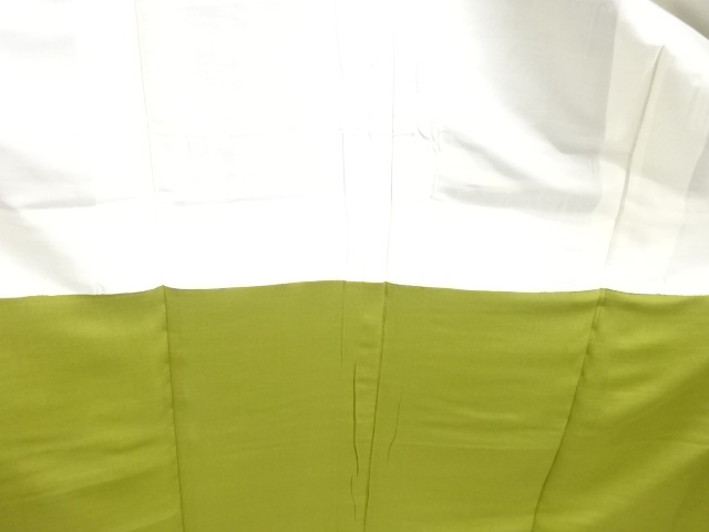  大正ロマン　地紙に古典柄織り出しお召着物